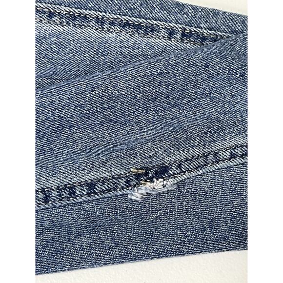 Hollister Ultra High-Rise Mom Jean Light Wash Size 21 L (W35-L29) Rhinestones - Picture 6 of 9